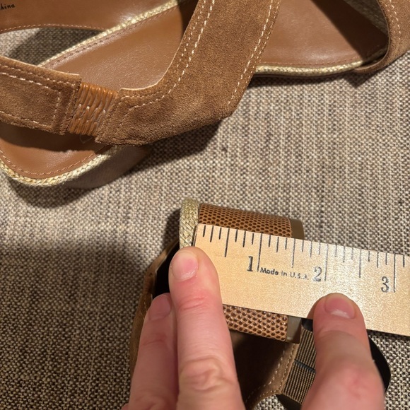 Donald J. Pliner Sandals Size 7,5M  Brown with Block Heel - Picture 11 of 12